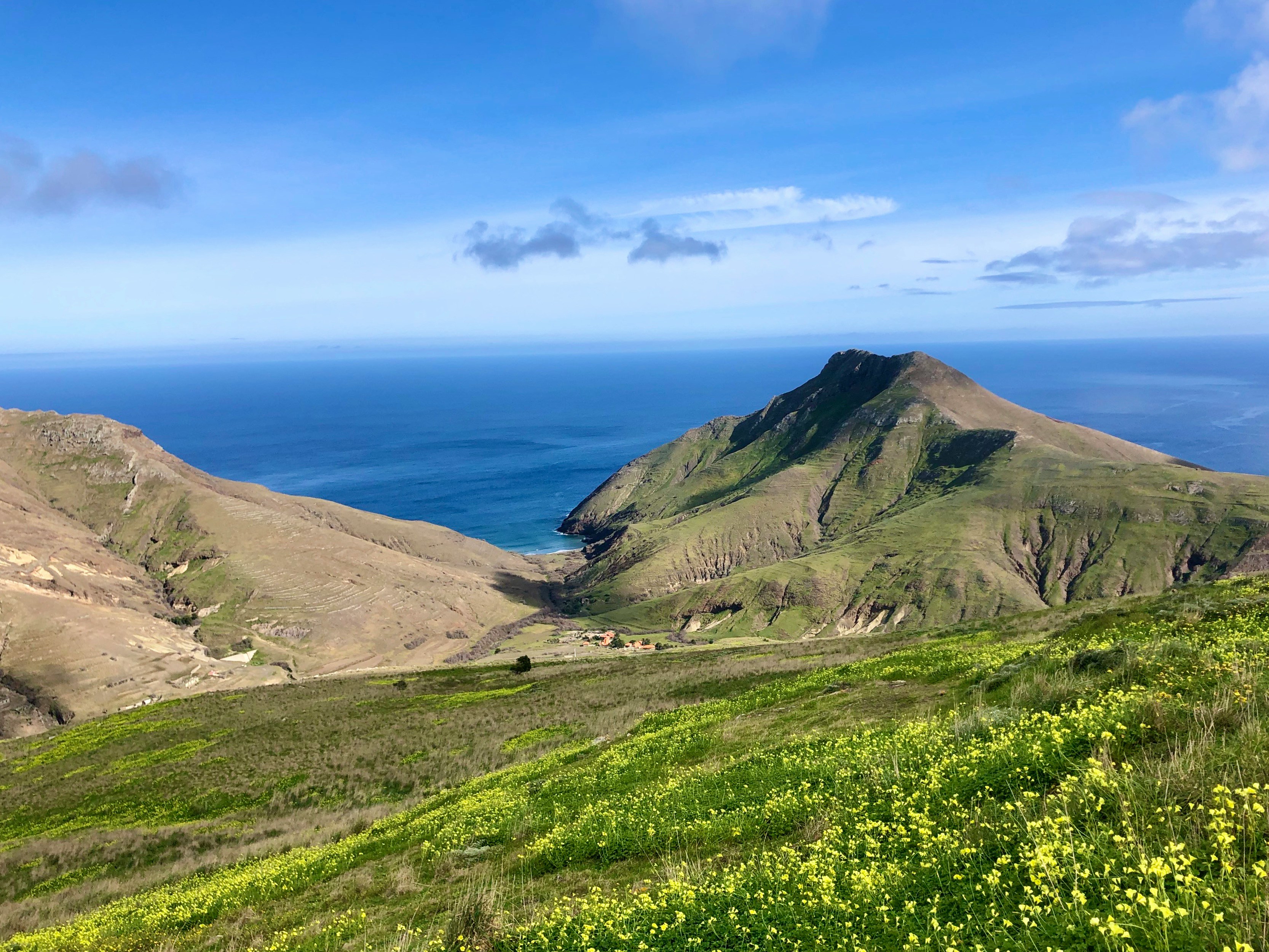 Madeira Archipelago Complete: Madeira Island Loop & Porto Santo